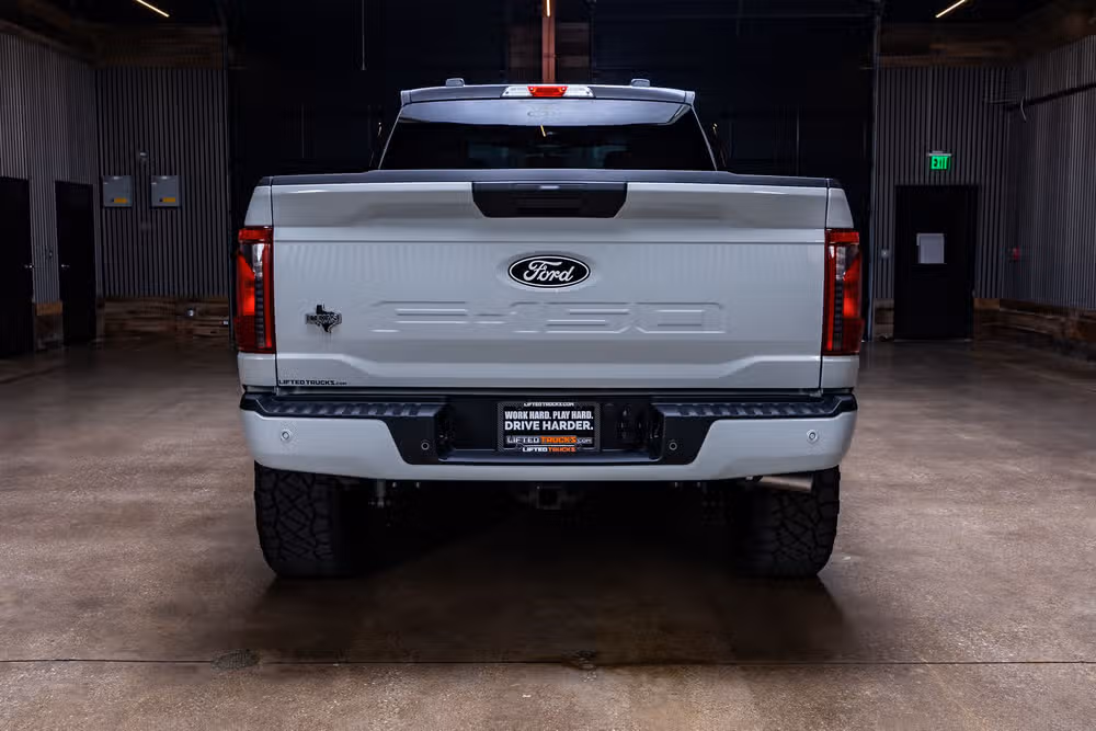 2026 Ford F-150 XLT SuperCrew Image 8