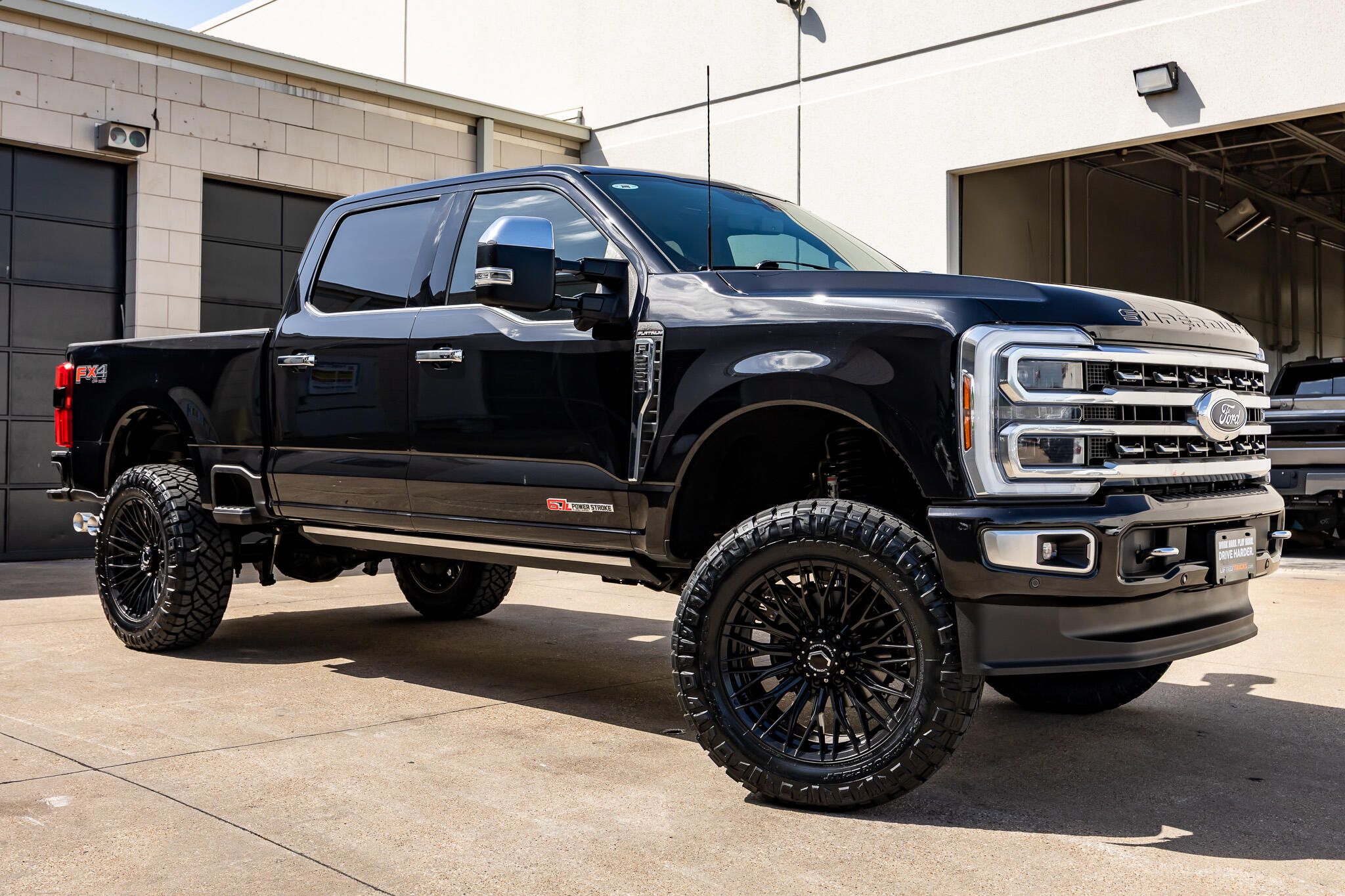 Agate Black 2024 Ford F-250 Super Duty Pickup Truck Four-Wheel Drive Automatic