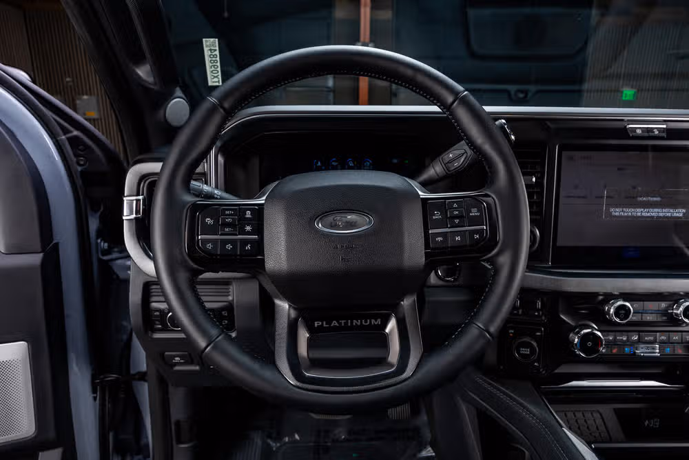 2026 Ford F-350 Super Duty Platinum Crew Cab Image 19