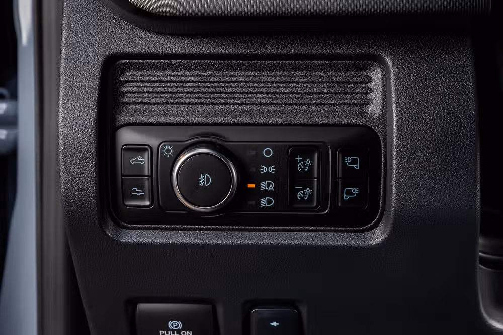 2026 Ford F-350 Super Duty Platinum Crew Cab Image 22