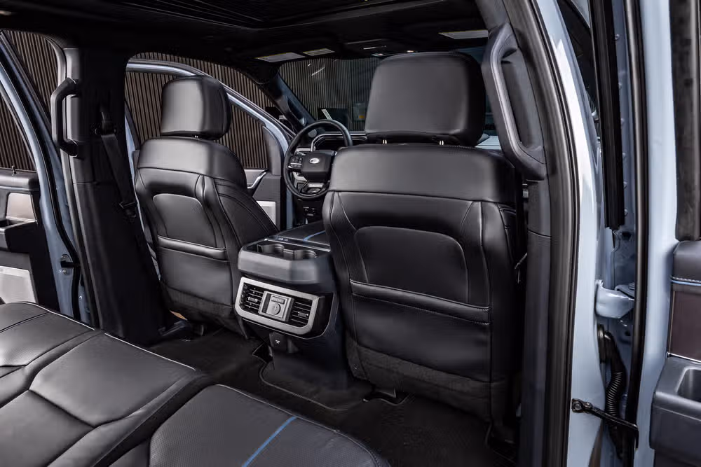 2026 Ford F-350 Super Duty Platinum Crew Cab Image 34