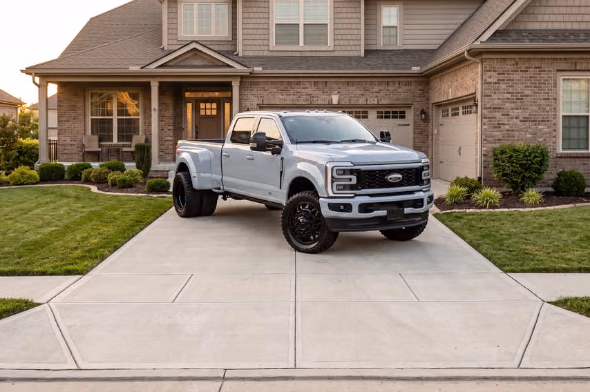 2026 Ford F-350 Super Duty Platinum Crew Cab Image 44