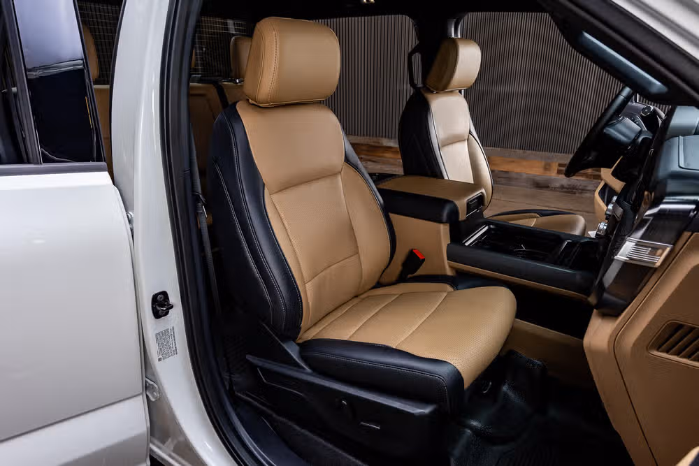 2026 Ford F-350 Super Duty Lariat Crew Cab Image 32