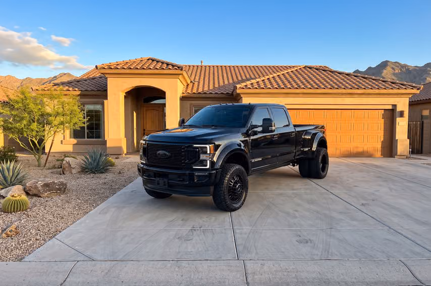 2026 Ford F-450 Super Duty Platinum Crew Cab Image 34