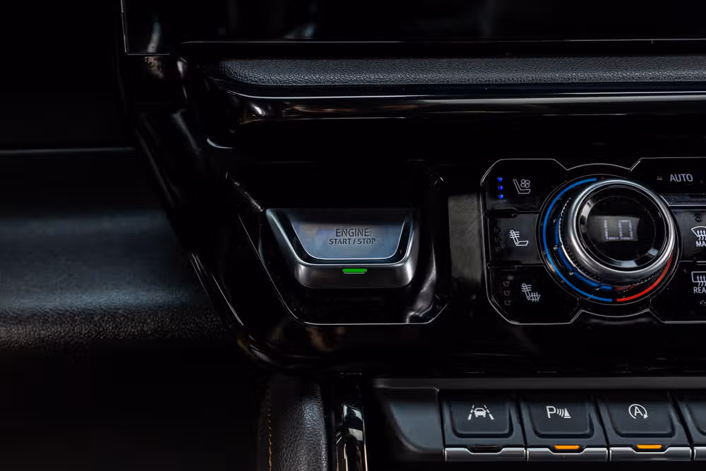 2022 GMC Sierra 1500 AT4 Crew Cab Image 23