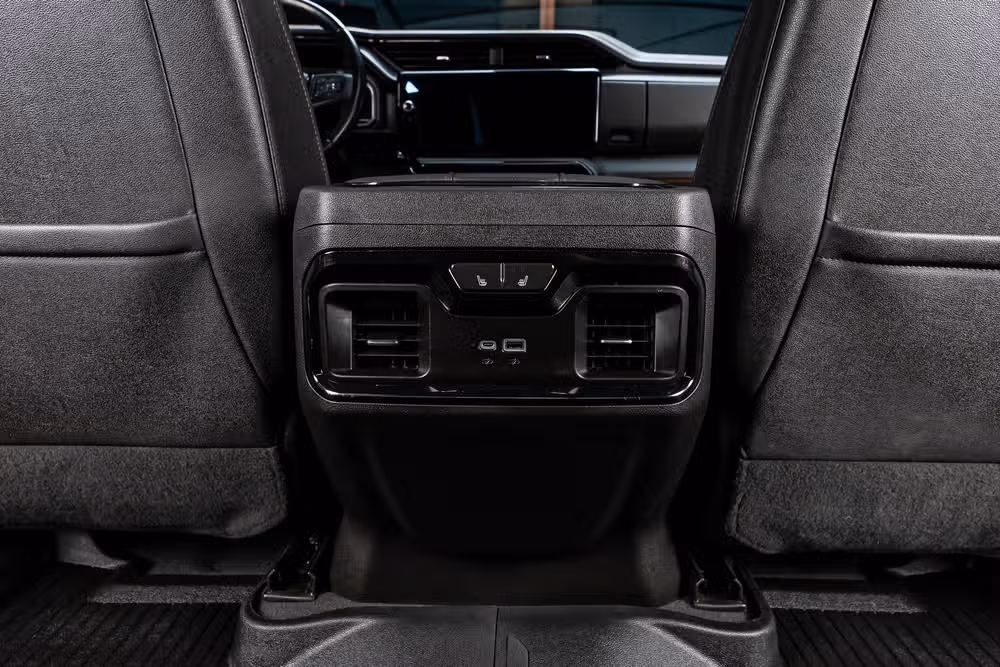 2022 GMC Sierra 1500 AT4 Crew Cab Image 34