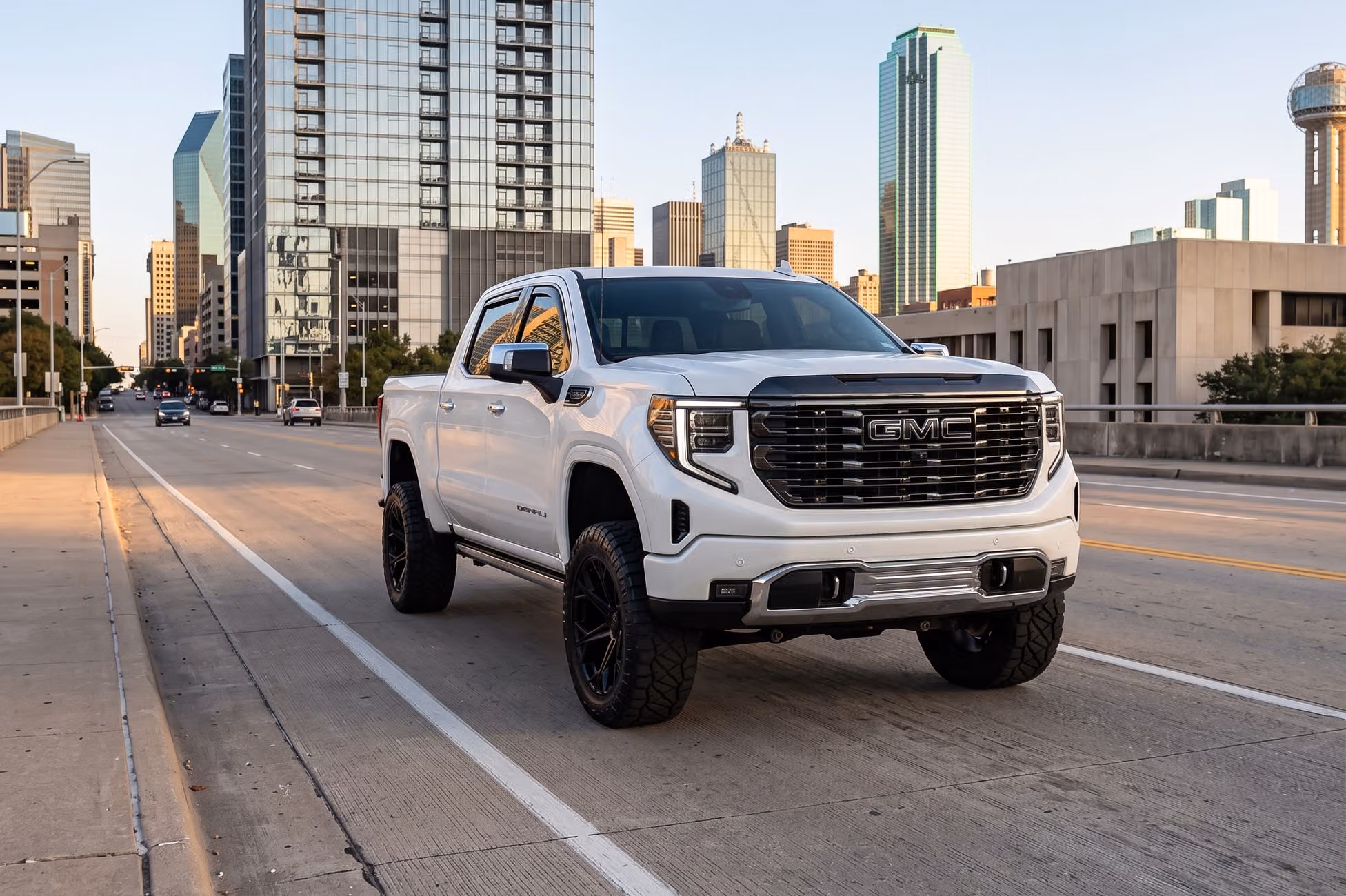 2024 GMC Sierra 1500 Denali Ultimate Crew Cab Image 45