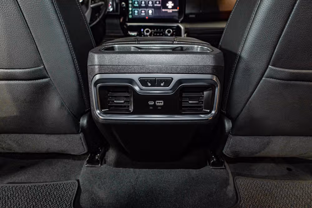 2025 GMC Sierra 1500 Denali Reserve Crew Cab Image 24