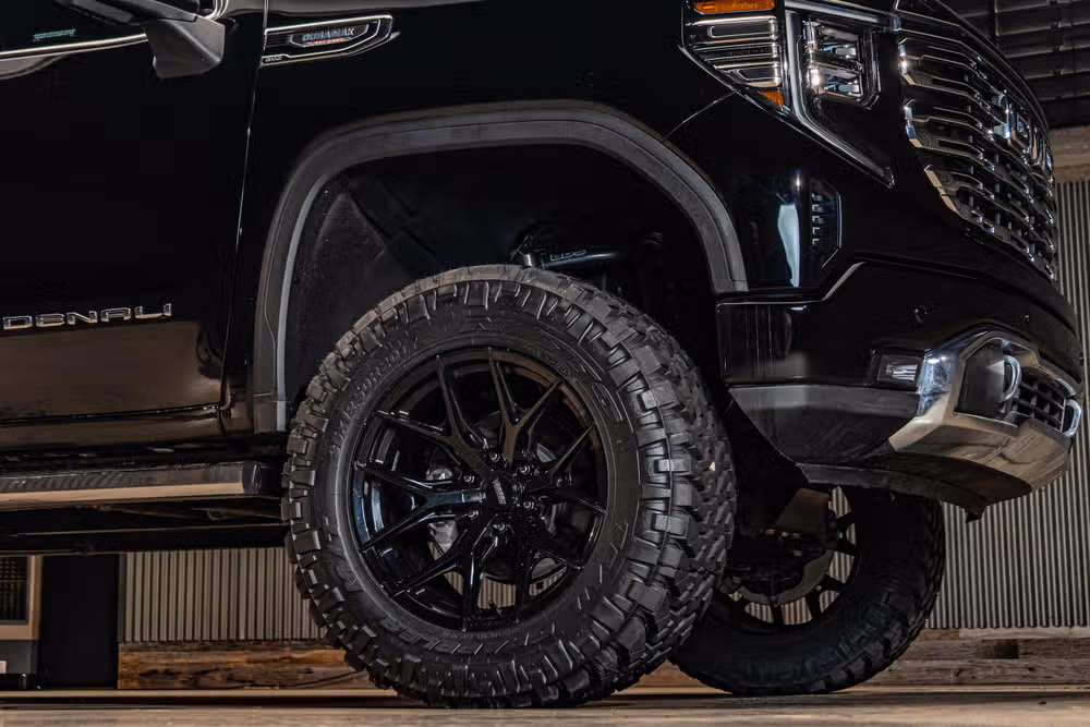 2025 GMC Sierra 1500 Denali Reserve Crew Cab Image 12