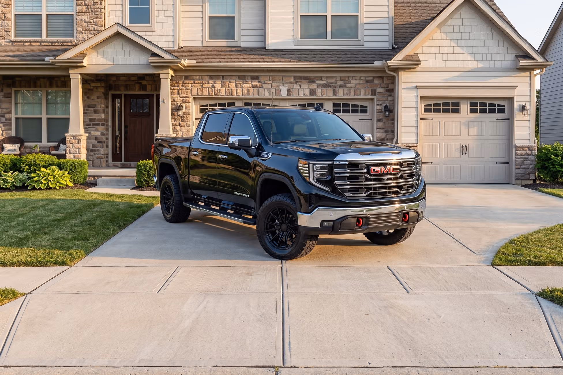 2025 GMC Sierra 1500 SLT Crew Cab Image 44