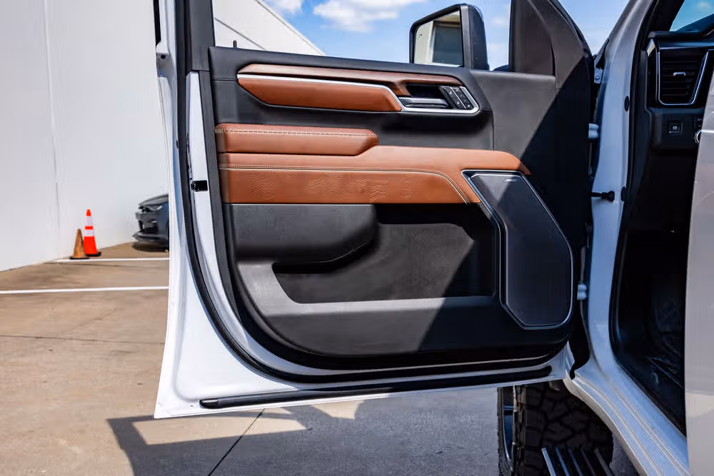 2025 GMC Sierra 2500HD Denali Ultimate Crew Cab Image 37