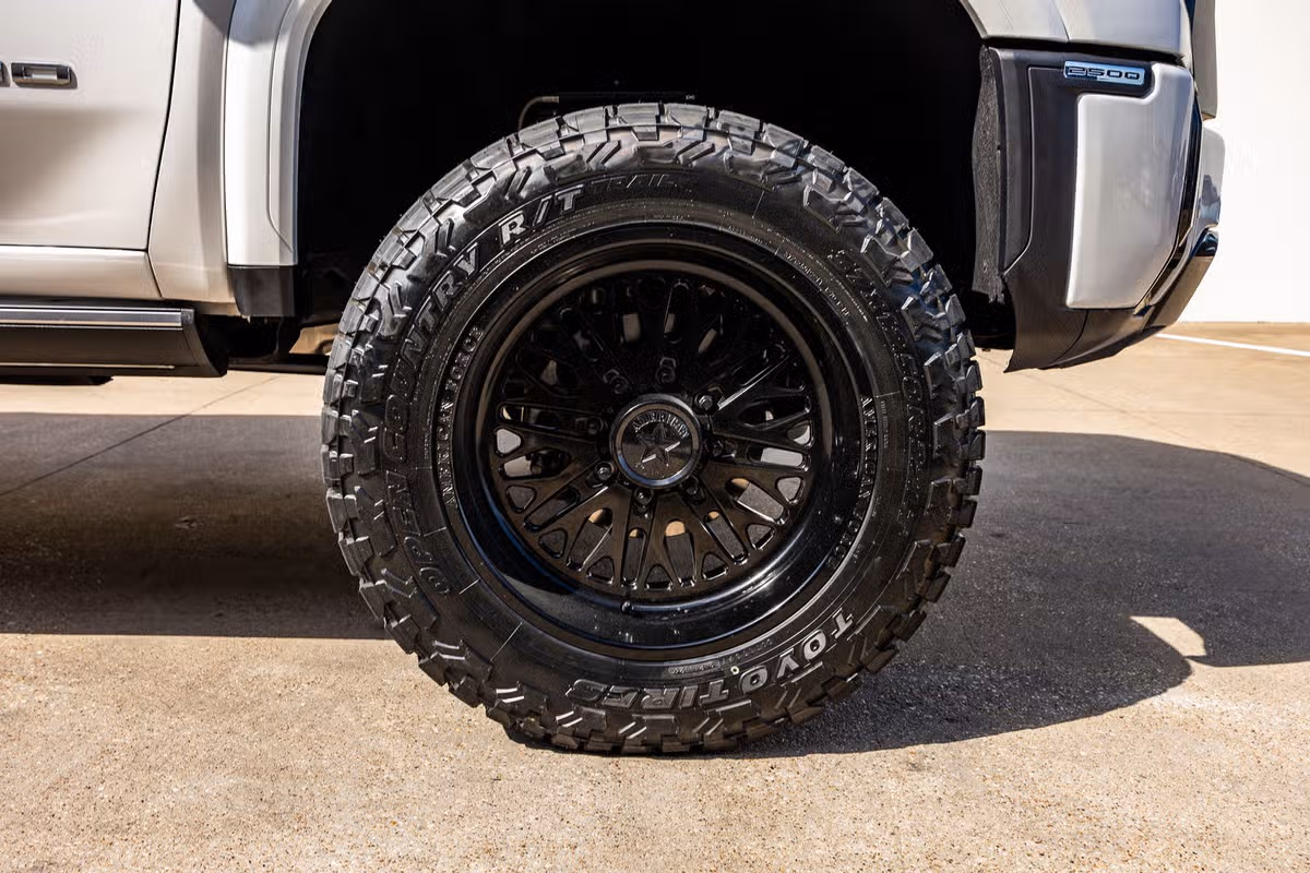 2025 GMC Sierra 2500HD Denali Ultimate Crew Cab