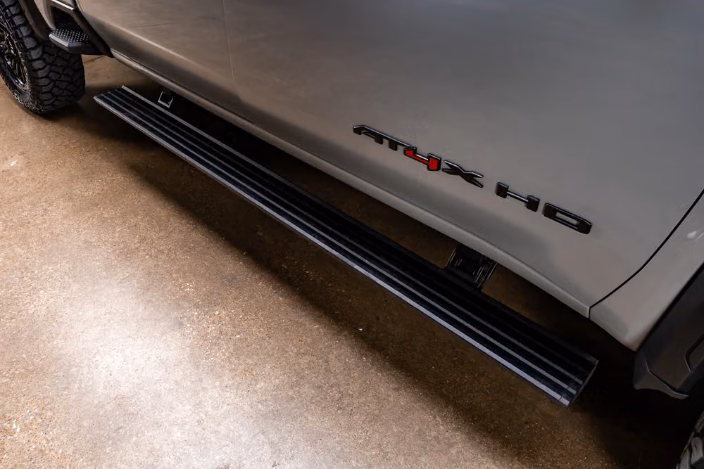 2025 GMC Sierra 2500HD AT4X Crew Cab Image 13