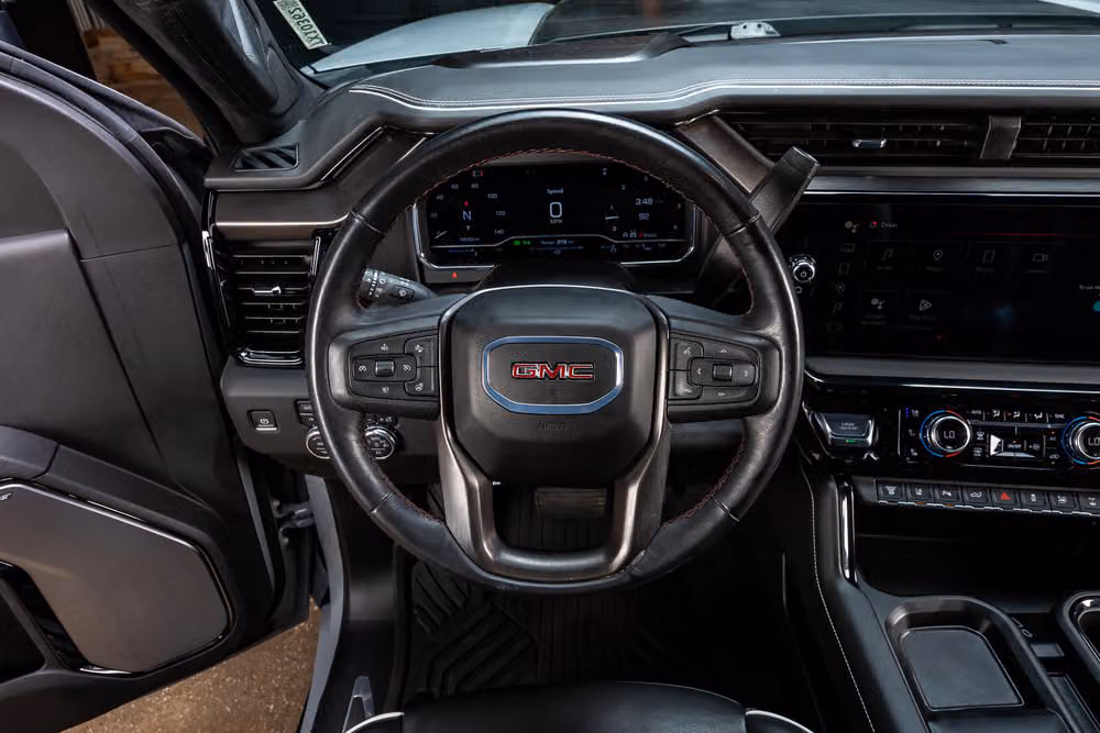 2025 GMC Sierra 2500HD AT4X Crew Cab Image 20