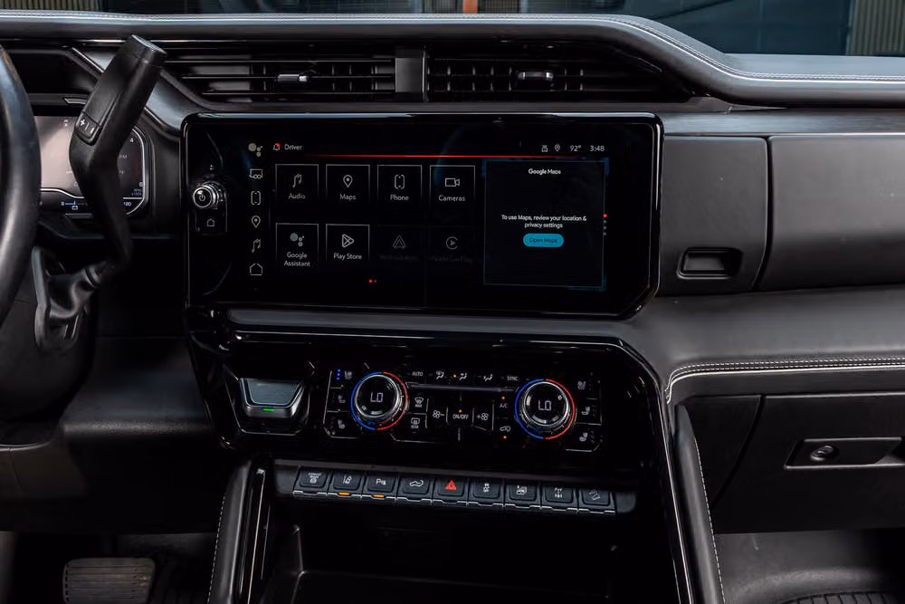 2025 GMC Sierra 2500HD AT4X Crew Cab Image 24
