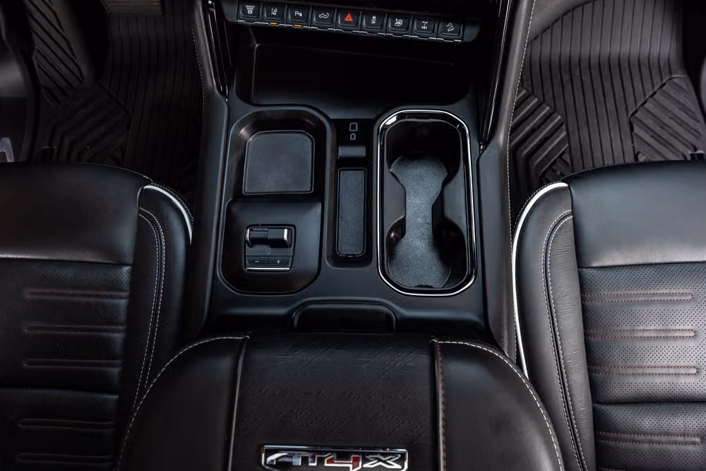 2025 GMC Sierra 2500HD AT4X Crew Cab Image 28
