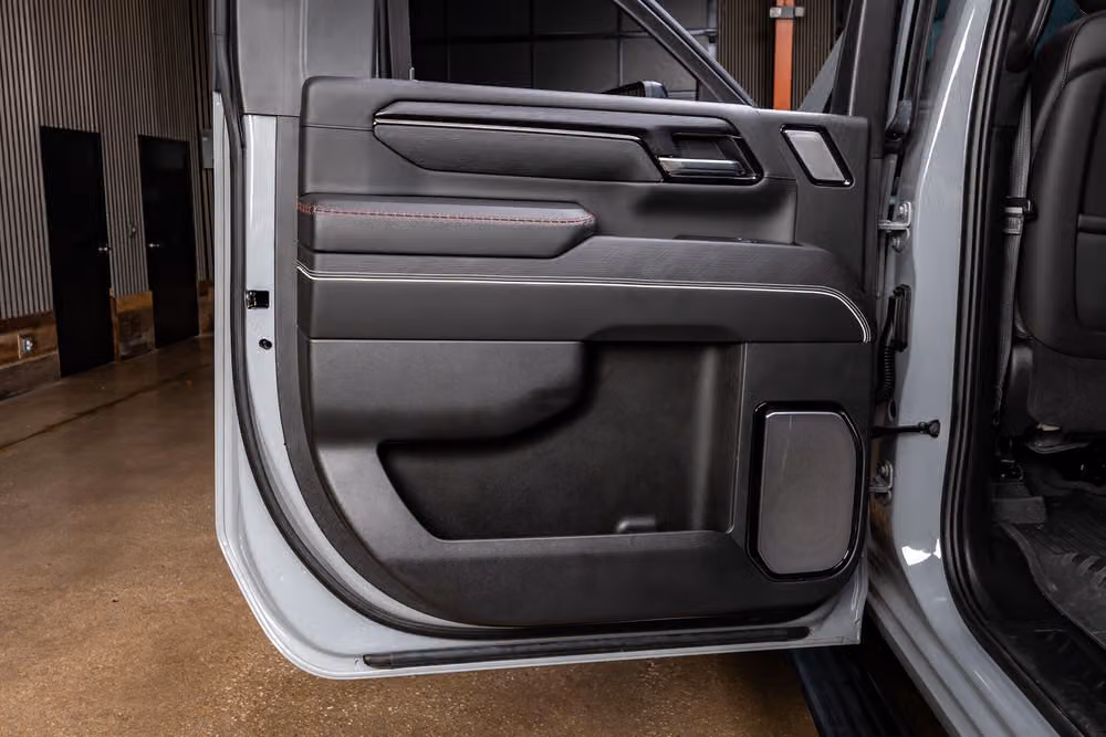2025 GMC Sierra 2500HD AT4X Crew Cab Image 39