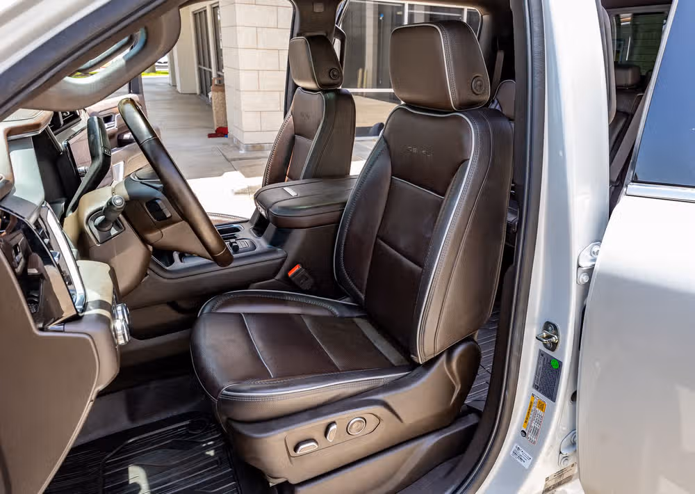2024 GMC Sierra 3500HD Denali Crew Cab Image 27