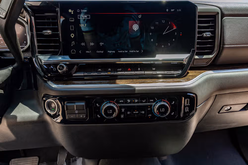 2025 GMC Sierra 1500 Elevation Double Cab Image 24