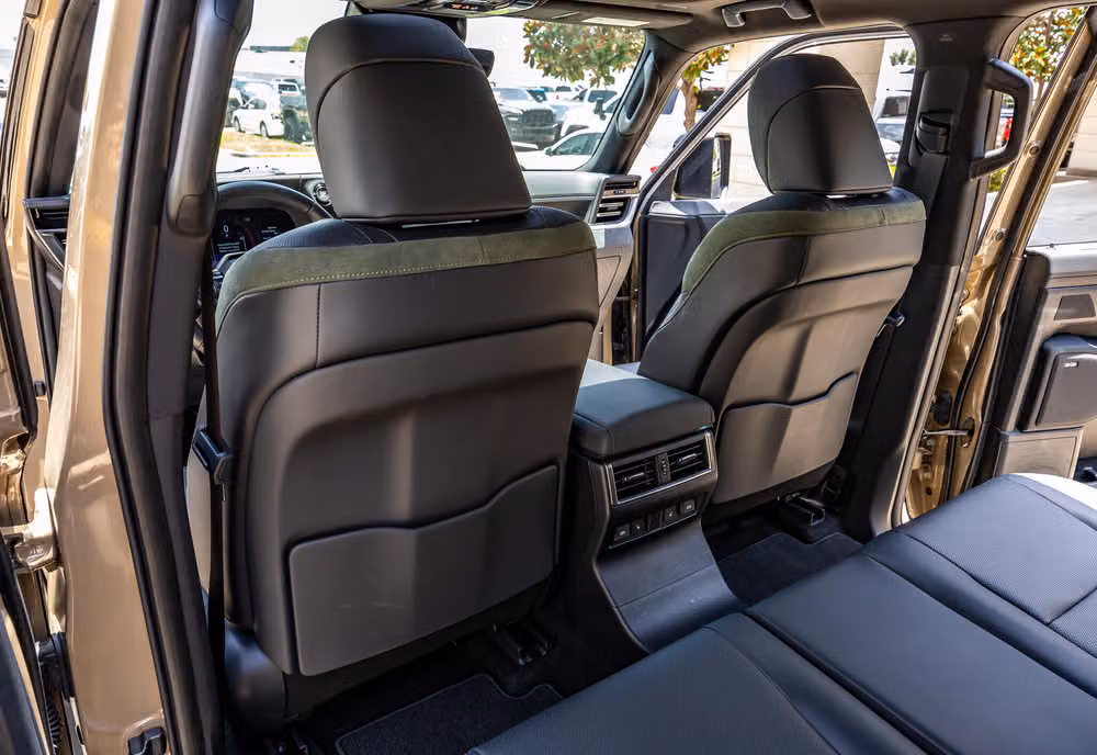2024 Lexus GX 550 Overtrail+ Image 34