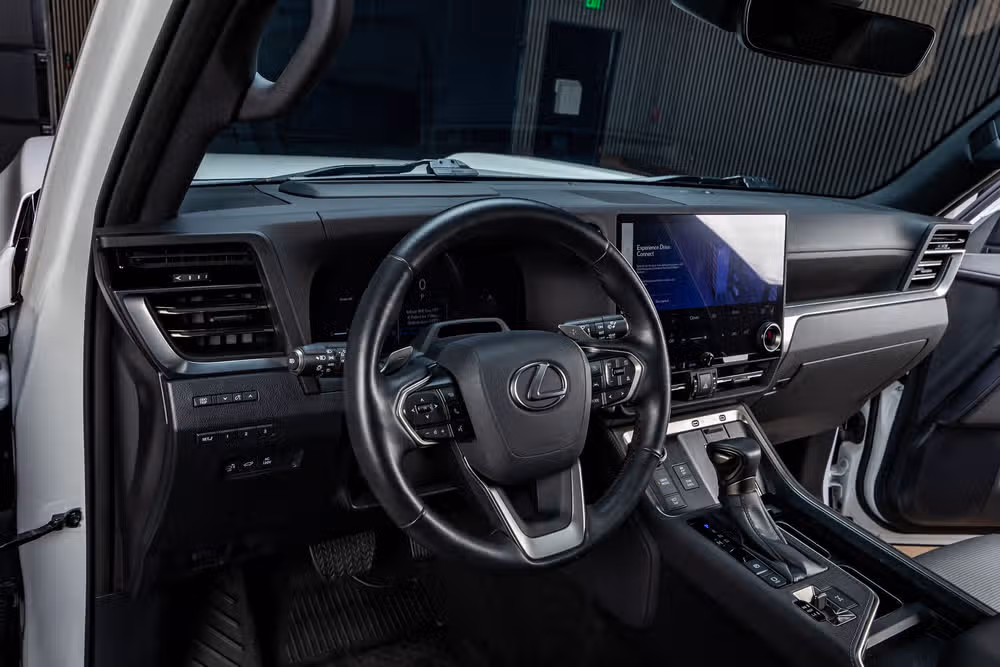 2024 Lexus GX 550 Luxury Image 17