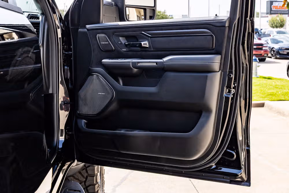 2026 Ram 1500 RHO Crew Cab Image 38