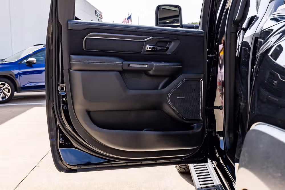 2026 Ram 1500 RHO Crew Cab Image 39