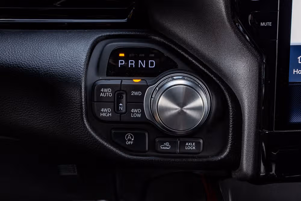 2025 Ram 1500 Rebel Crew Cab Image 24