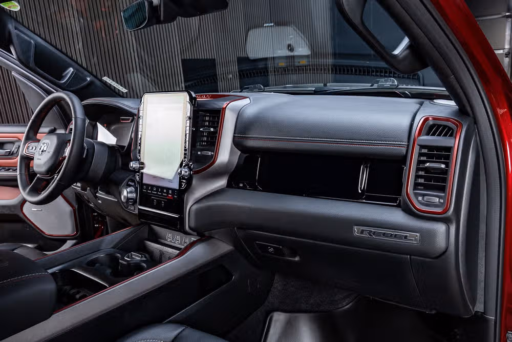 2025 Ram 1500 Rebel Crew Cab Image 18