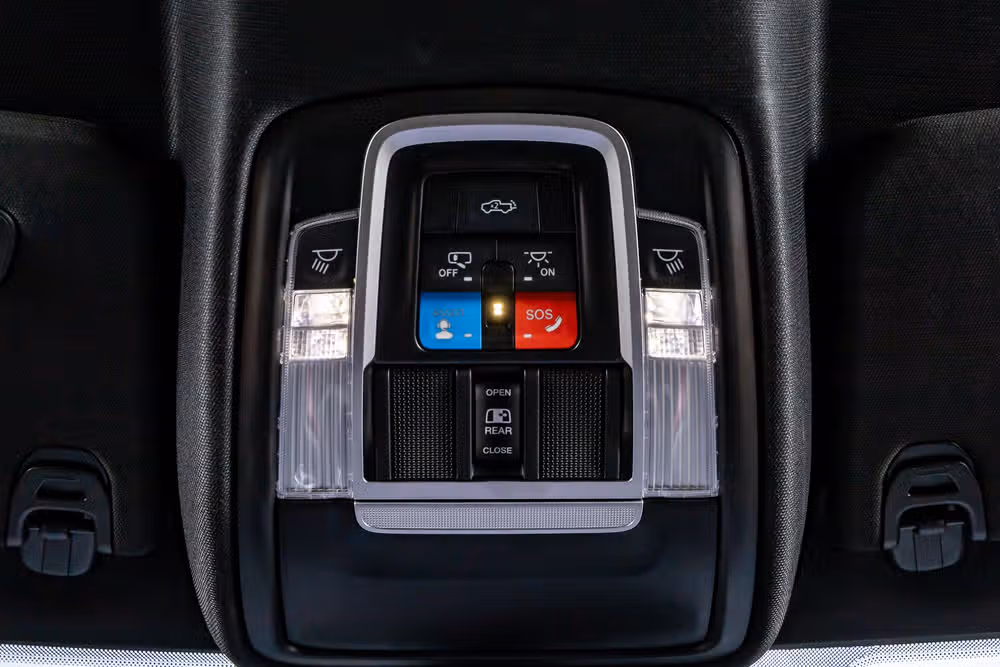 2025 Ram 1500 Rebel Crew Cab Image 30