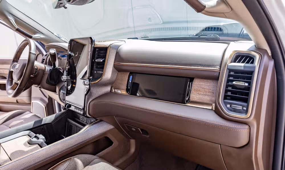 2025 Ram 2500 Limited Longhorn Crew Cab Image 18