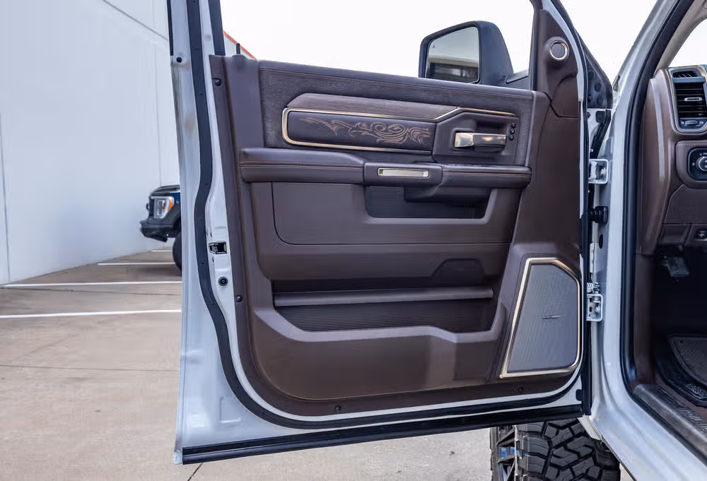 2025 Ram 2500 Limited Longhorn Crew Cab Image 37