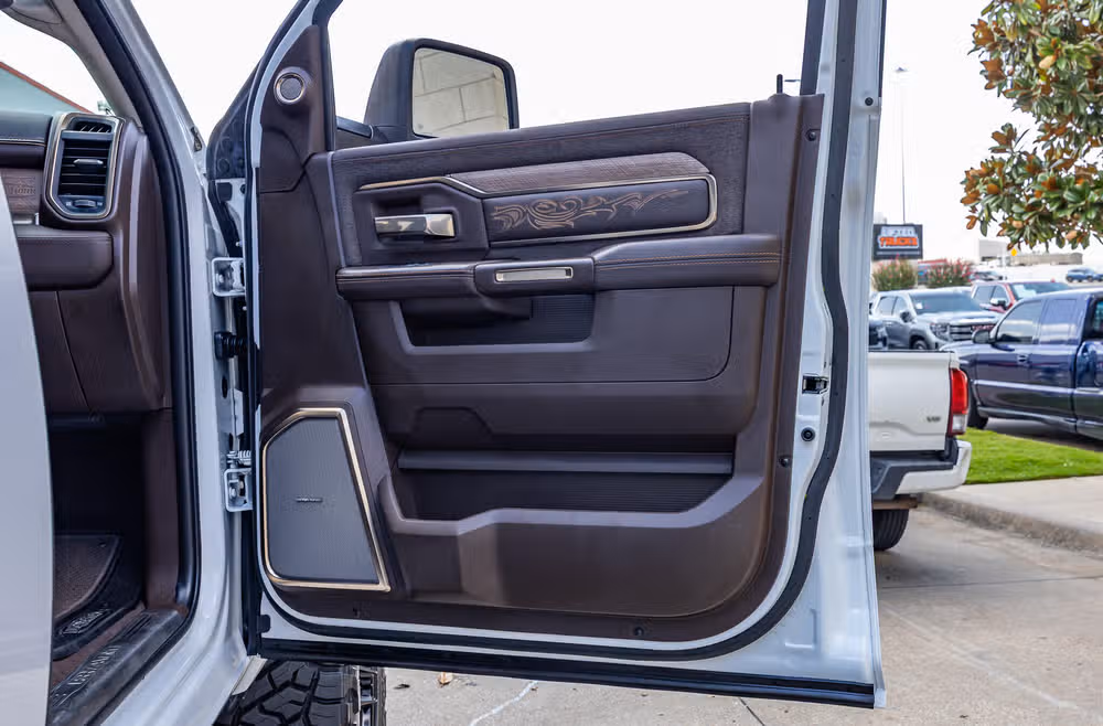 2025 Ram 2500 Limited Longhorn Crew Cab Image 38