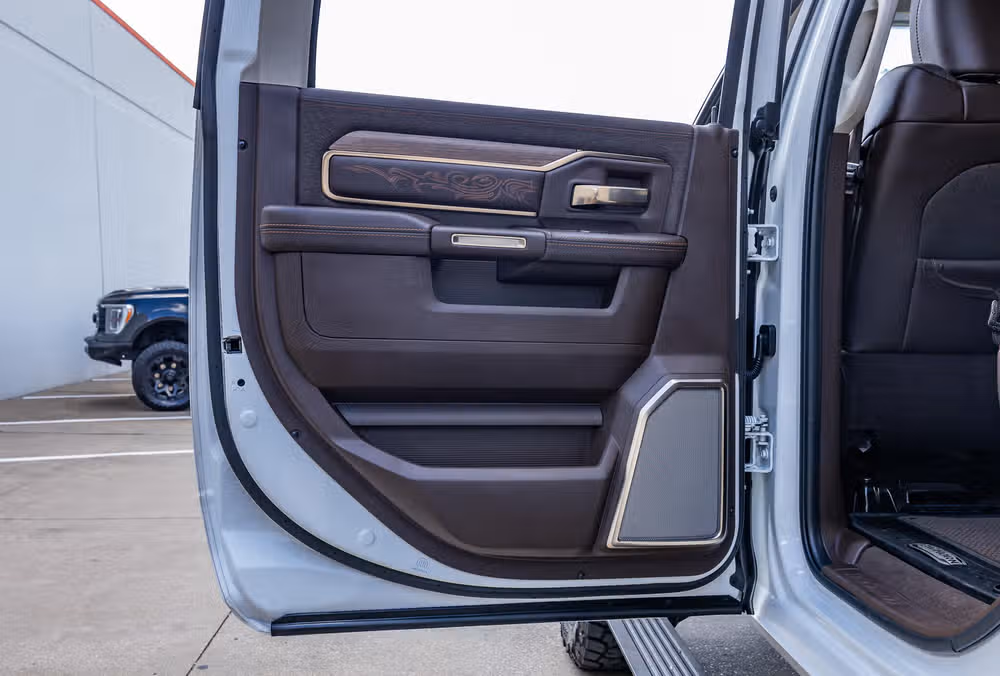 2025 Ram 2500 Limited Longhorn Crew Cab Image 39