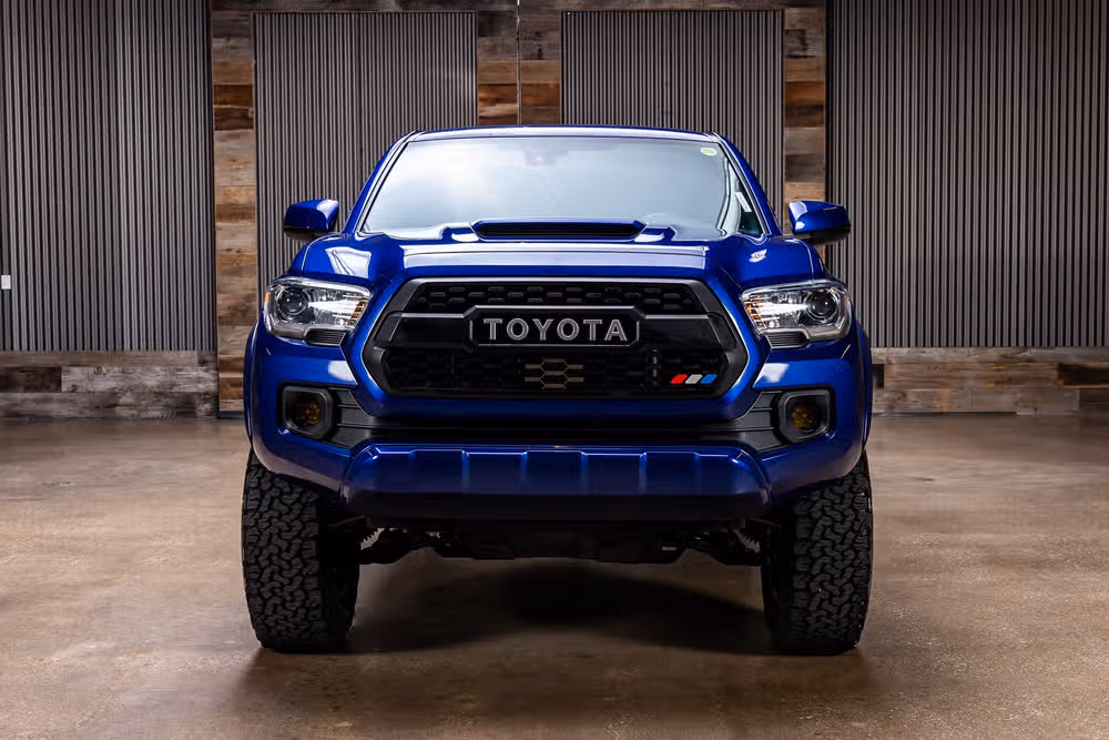 2022 Toyota Tacoma TRD Sport Double Cab Image 2