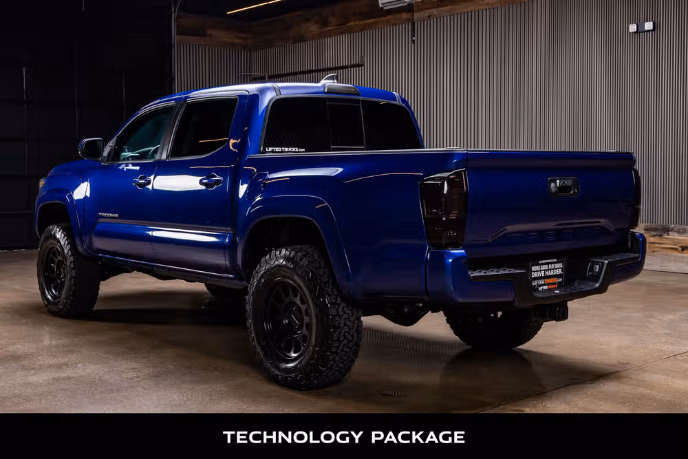 2022 Toyota Tacoma TRD Sport Double Cab Image 6