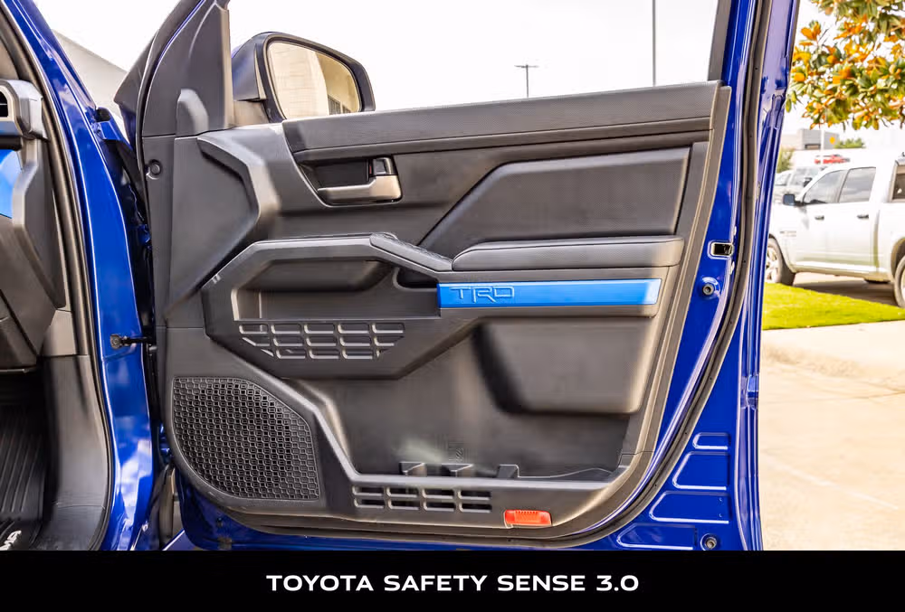 2025 Toyota Tacoma TRD Sport Double Cab Image 7