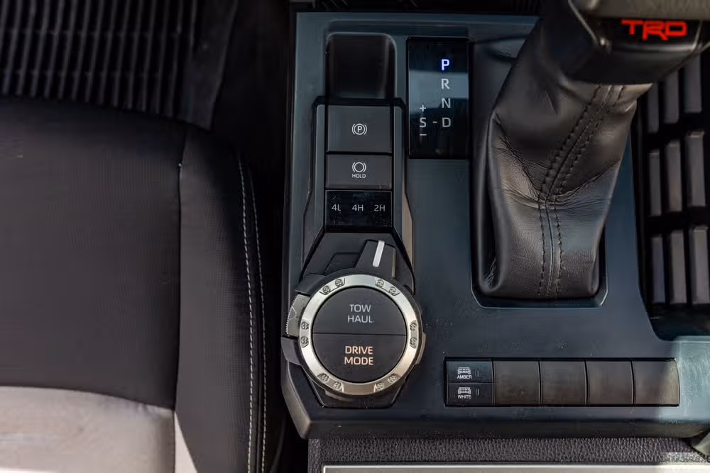 2025 Toyota Tacoma TRD Sport Double Cab Image 17