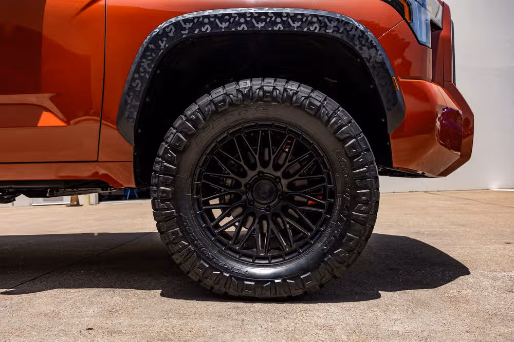 2024 Toyota Tundra TRD Pro HV CrewMax Image 12