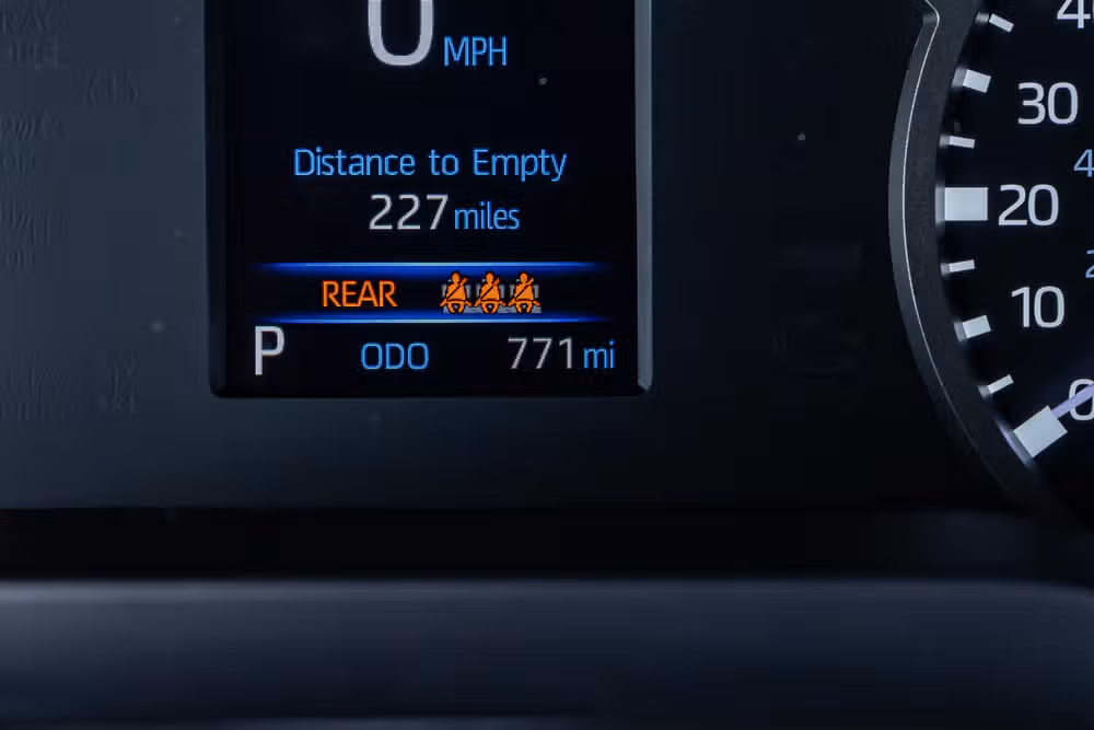 2025 Toyota Tundra SR5 CrewMax Image 21