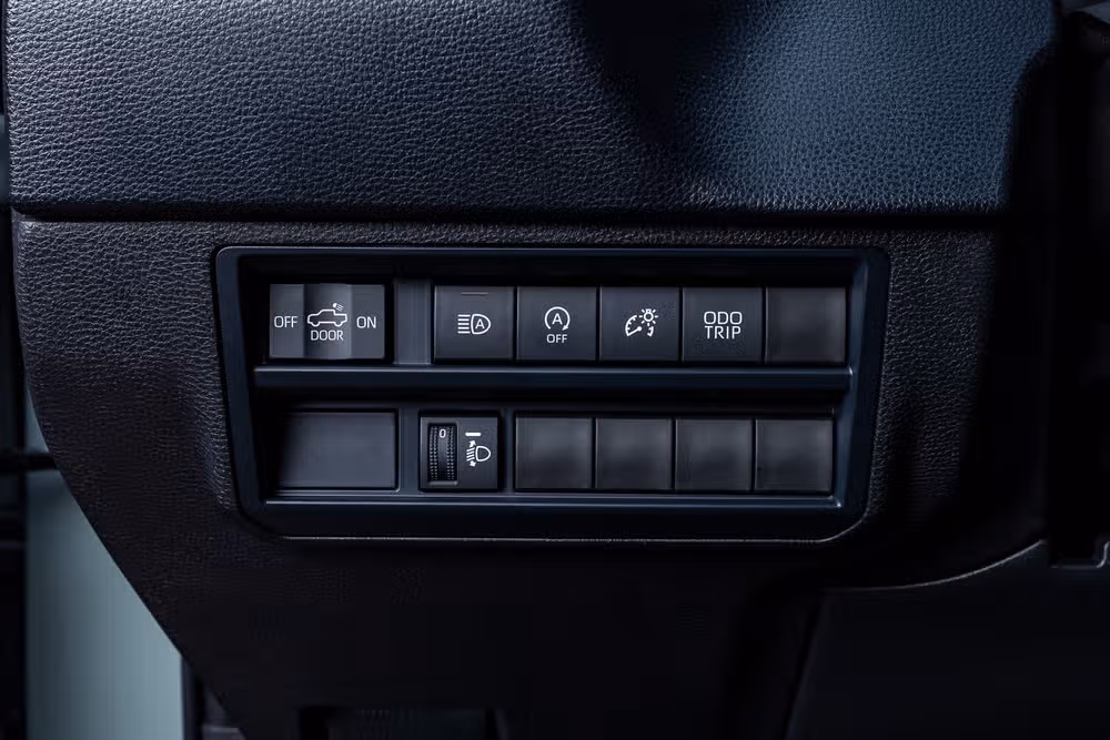 2025 Toyota Tundra SR5 CrewMax Image 22