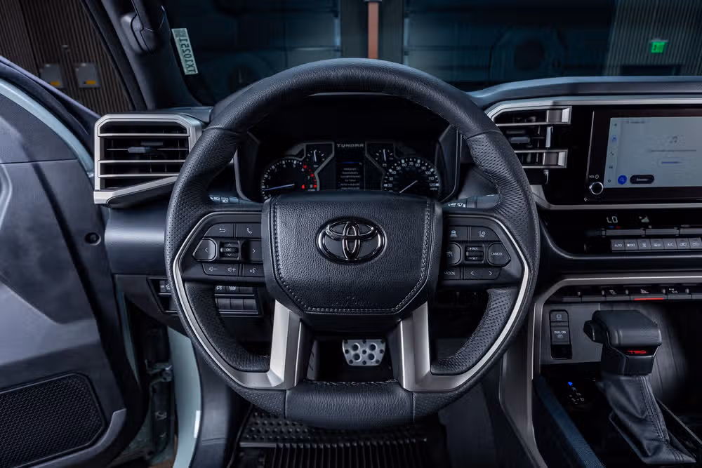 2025 Toyota Tundra SR5 CrewMax Image 19