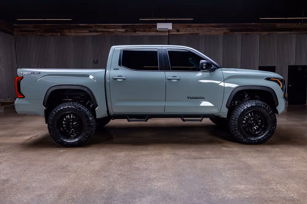 2025 Toyota Tundra SR5 CrewMax Image 11