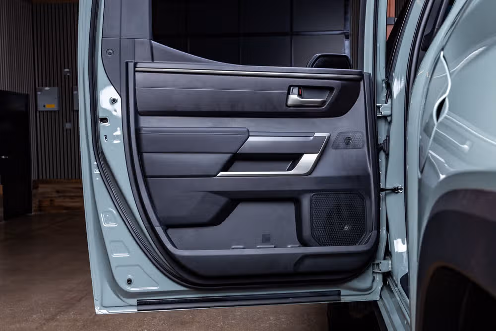 2025 Toyota Tundra SR5 CrewMax Image 38