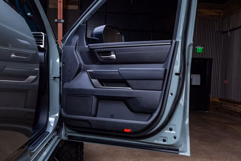 2025 Toyota Tundra SR5 CrewMax Image 37