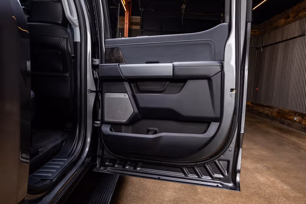 2026 Ford F-350 Super Duty Lariat Crew Cab Image 41