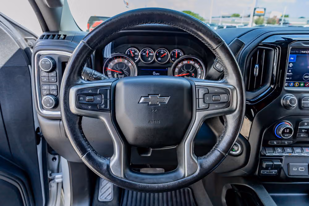 2021 Chevrolet Silverado 1500 RST Black Widow Crew Cab Image 18