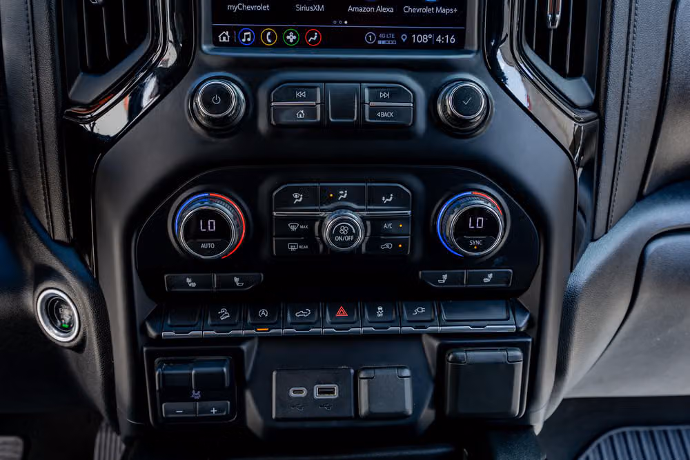 2021 Chevrolet Silverado 1500 RST Black Widow Crew Cab Image 26