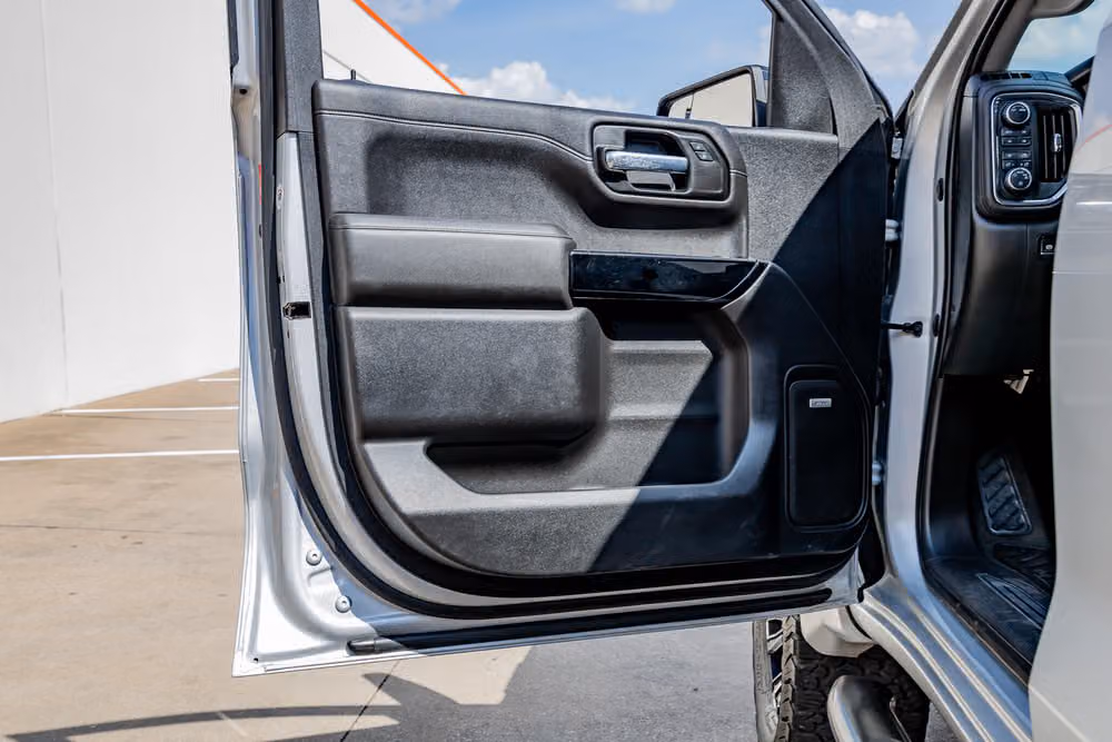 2021 Chevrolet Silverado 1500 RST Black Widow Crew Cab Image 36