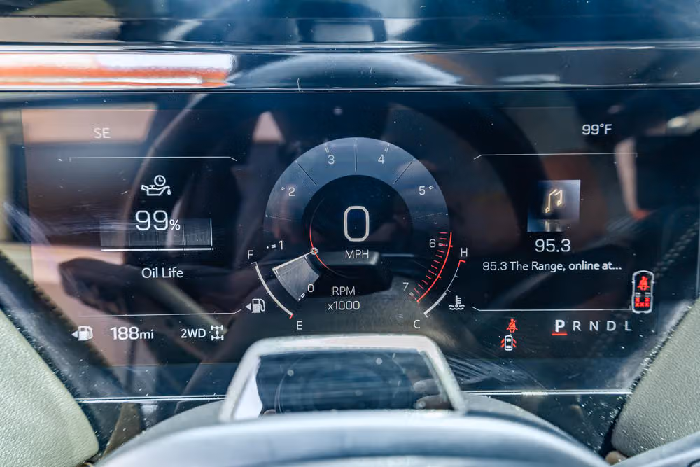 2025 GMC Yukon Denali Ultimate Image 20